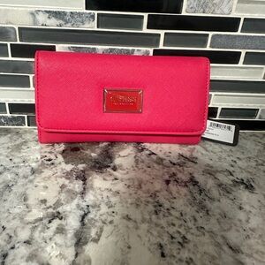 Guess wallet